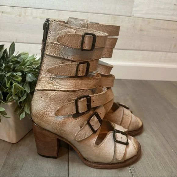 Freebird by Steven Bond Taupe Size 7 - Picture 2 of 12